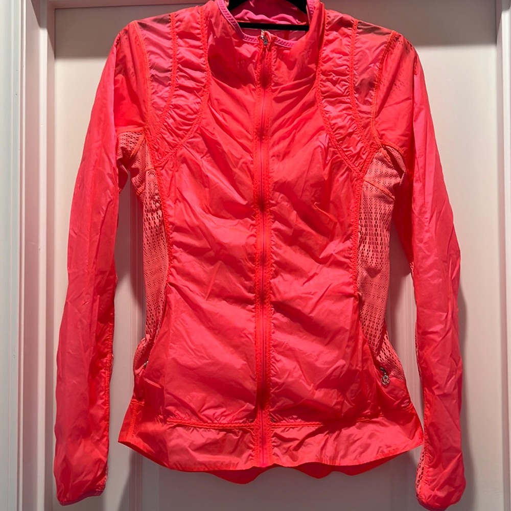 Lululemon windbreaker